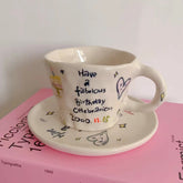 Personalisierte Porzellantasse zum Jahrestag | Handbemalt mit Ihren Daten und Ihrem Wunschtext | Einzigartiges Geschenk für Ehefrau, Ehemann und Eltern | Individuelles Erinnerungsstück