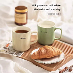 Gestreifter Keramikbecher, Sommer-Pärchen-Kaffeebecher, mikrowellengeeignet