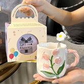 Handbemalter Tulpen-Keramikbecher mit großem Fassungsvermögen – Geschenkbecher