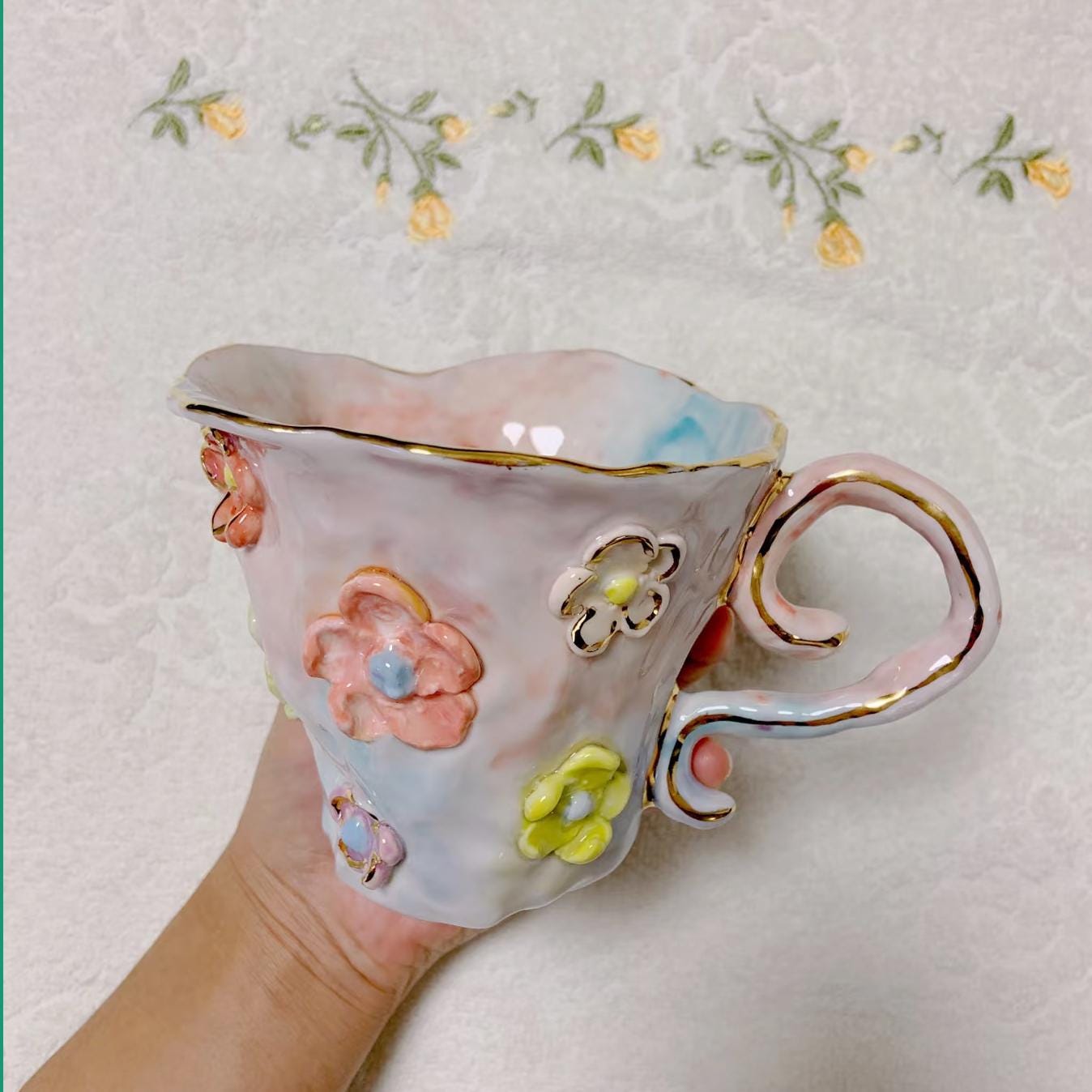 Hand-Sculpted 3D Floral China mug| Hand-painted bow mug| Gift for Her| Customized with your Name, Date | Unique Gift | 250ml (8.8 fl oz)