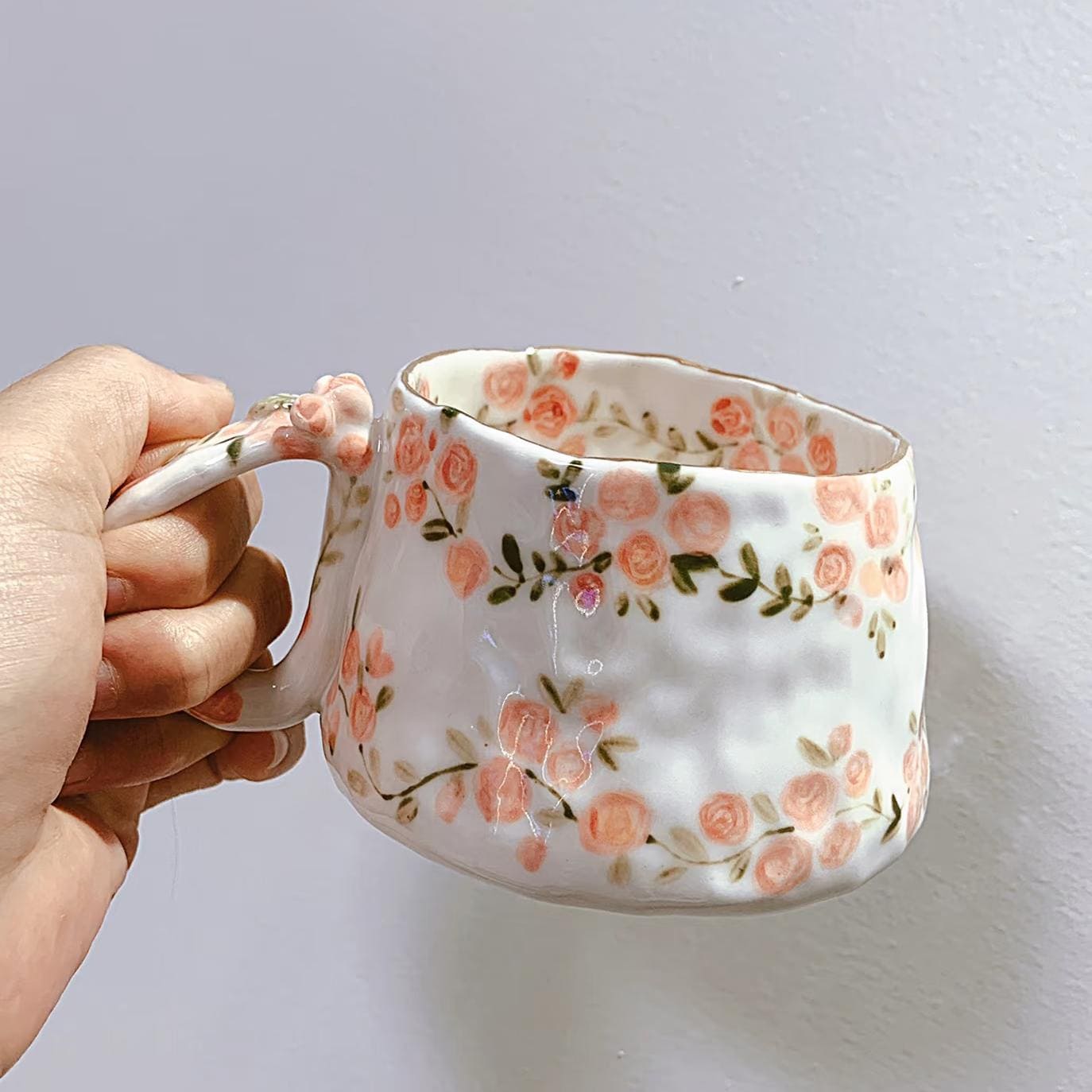 Personalised Glazed porcelain Mug|Hand-painted rose mug| Gift for Mom| Customized with your Name | Unique Gift | Capacity of 250ml