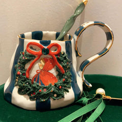 Personalisierter, handbemalter Weihnachtsbecher: Glasiertes Porzellan, individueller Name &amp; Logo