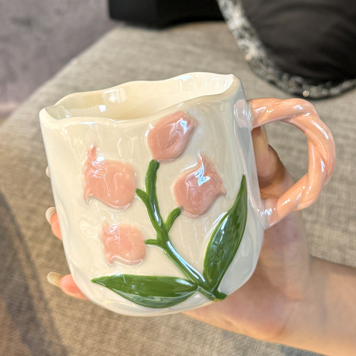 Handbemalter Tulpen-Keramikbecher mit großem Fassungsvermögen – Geschenkbecher