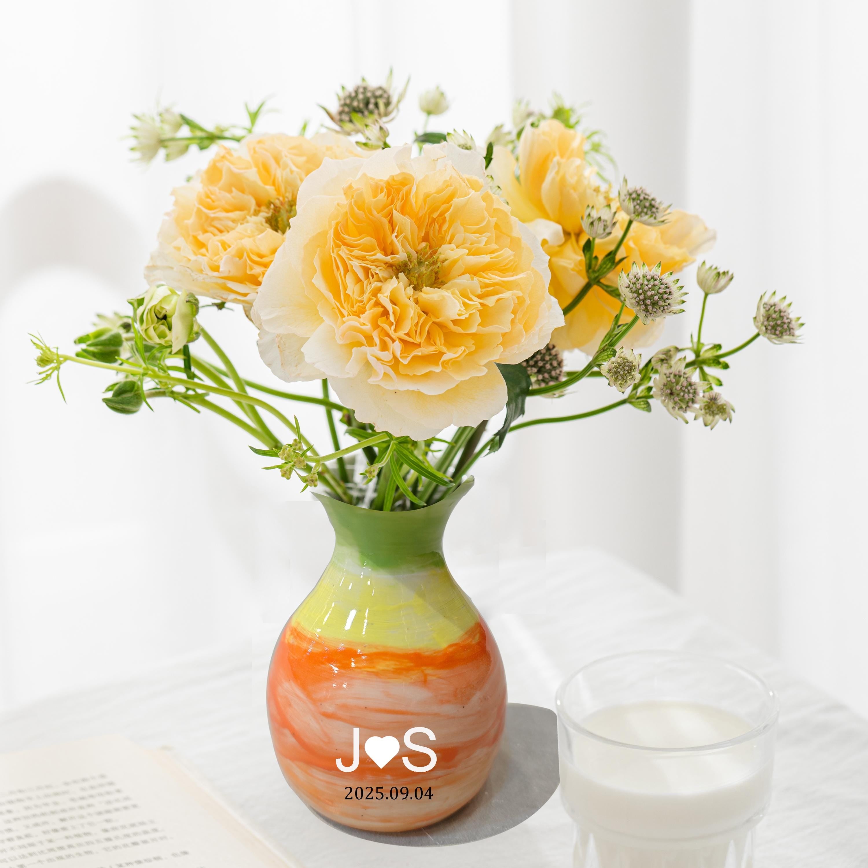 Personalisierte Hochzeitsvase, Keramikvase für Verlobungen, Jubiläumsgeschenke, handgefertigte Vase, Keramikkunst, Blumenvase, einzigartige Vase, moderne Keramik