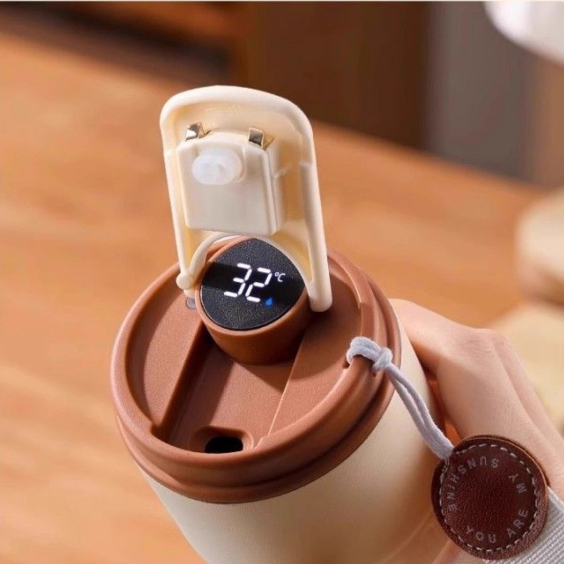 Intelligente Temperaturanzeige, isolierter Edelstahlbecher, tragbarer Kaffeebecher, einfach