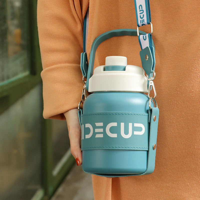 Thermosbecher aus Edelstahl, großes Fassungsvermögen, tragbarer Trinkbecher für draußen mit Strohhalm