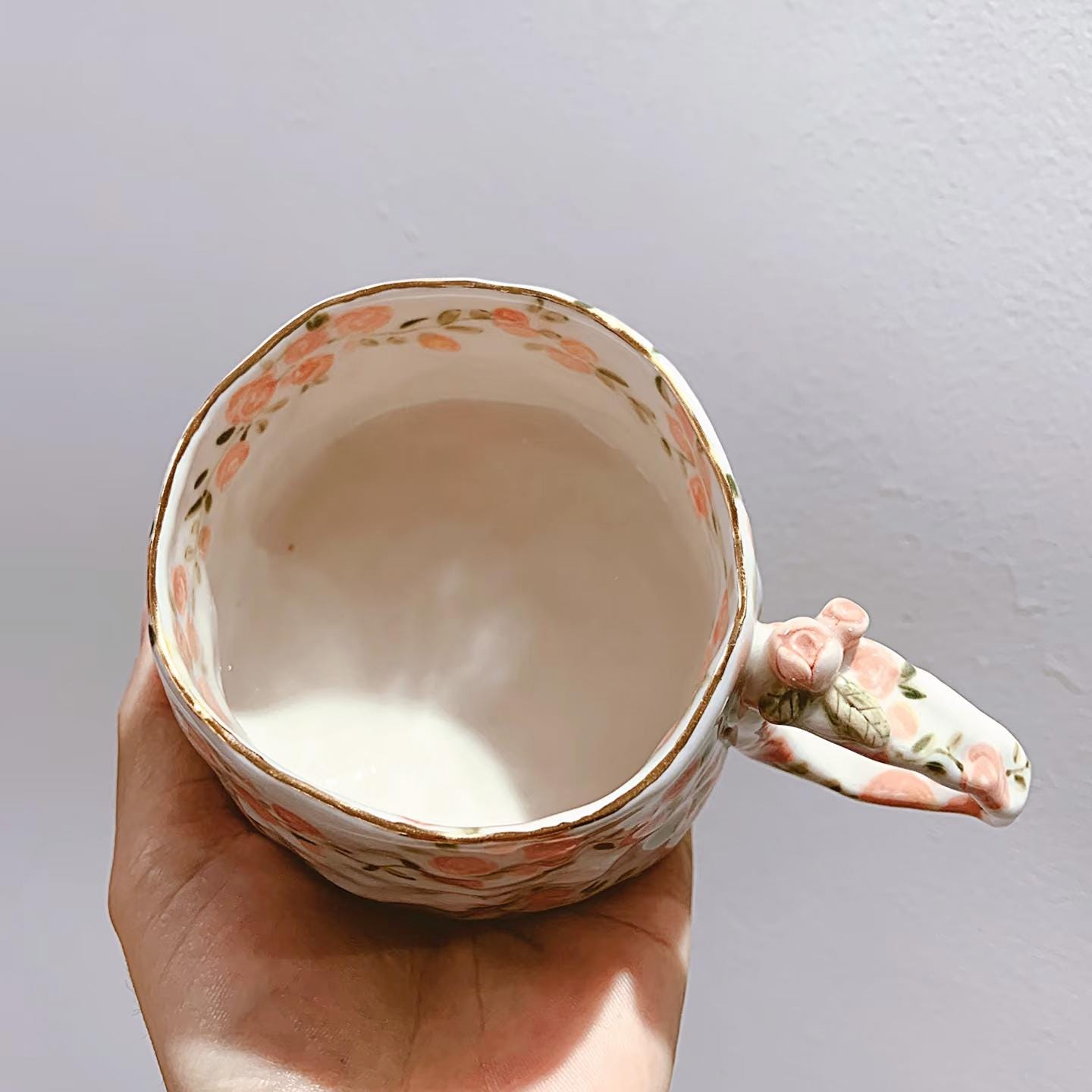 Personalised Glazed porcelain Mug|Hand-painted rose mug| Gift for Mom| Customized with your Name | Unique Gift | Capacity of 250ml