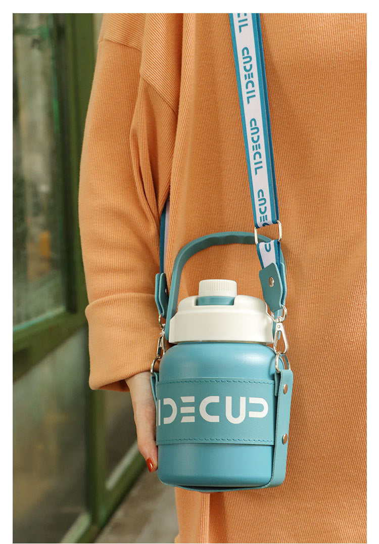 Thermosbecher aus Edelstahl, großes Fassungsvermögen, tragbarer Trinkbecher für draußen mit Strohhalm